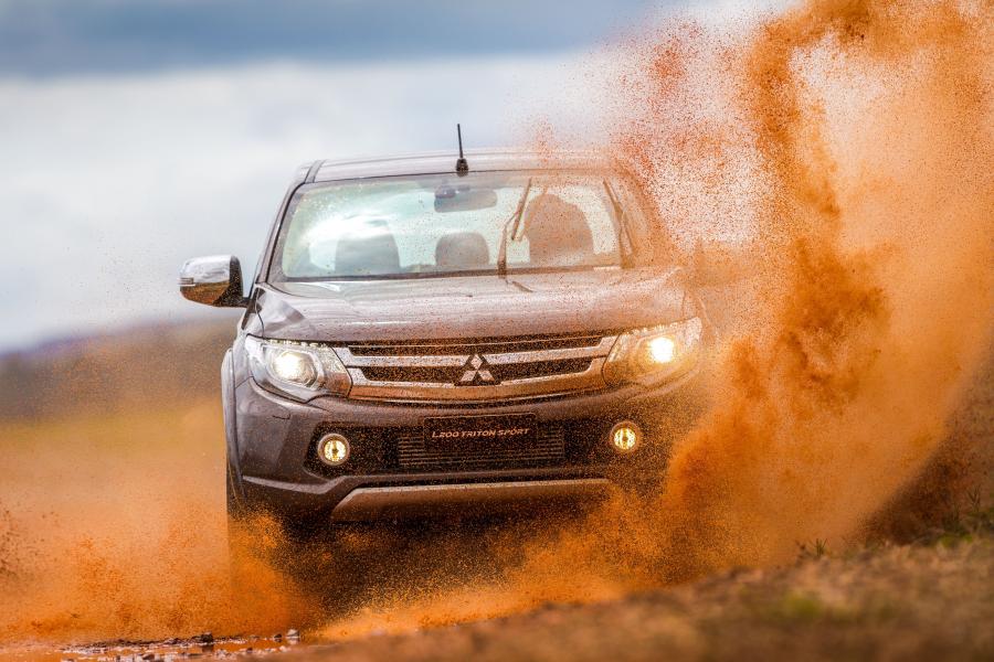  Mitsubishi L200 Triton Sport HPE-S 2018 года  (LA) (фото 6 из 33)